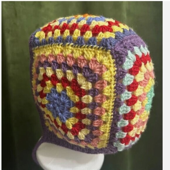 Women's Knitted Multi-Colored Hat Pilot Hat Aviator Hat - Picture 3 of 7